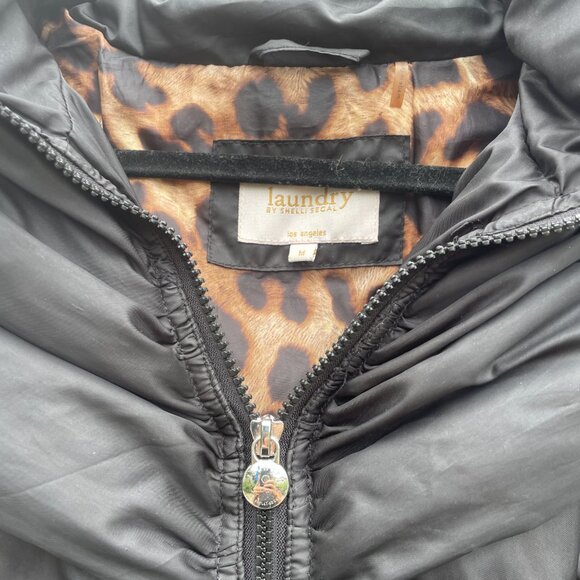 Laundry by Shelli Segal hooded down puffer coat. Women’s size Medium - Picture 3 of 7